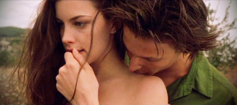 9.STEALING BEAUTY | Bumppy